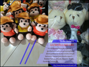 Pabrik Boneka Wisuda