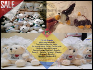 Pusat Boneka Wisuda